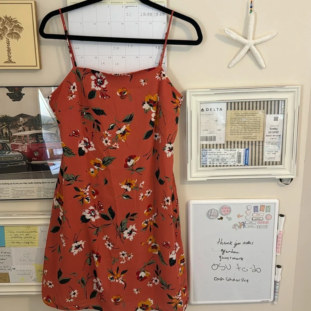 Francesca’s size medium salmon, pink floral dress - Picture 1 of 1